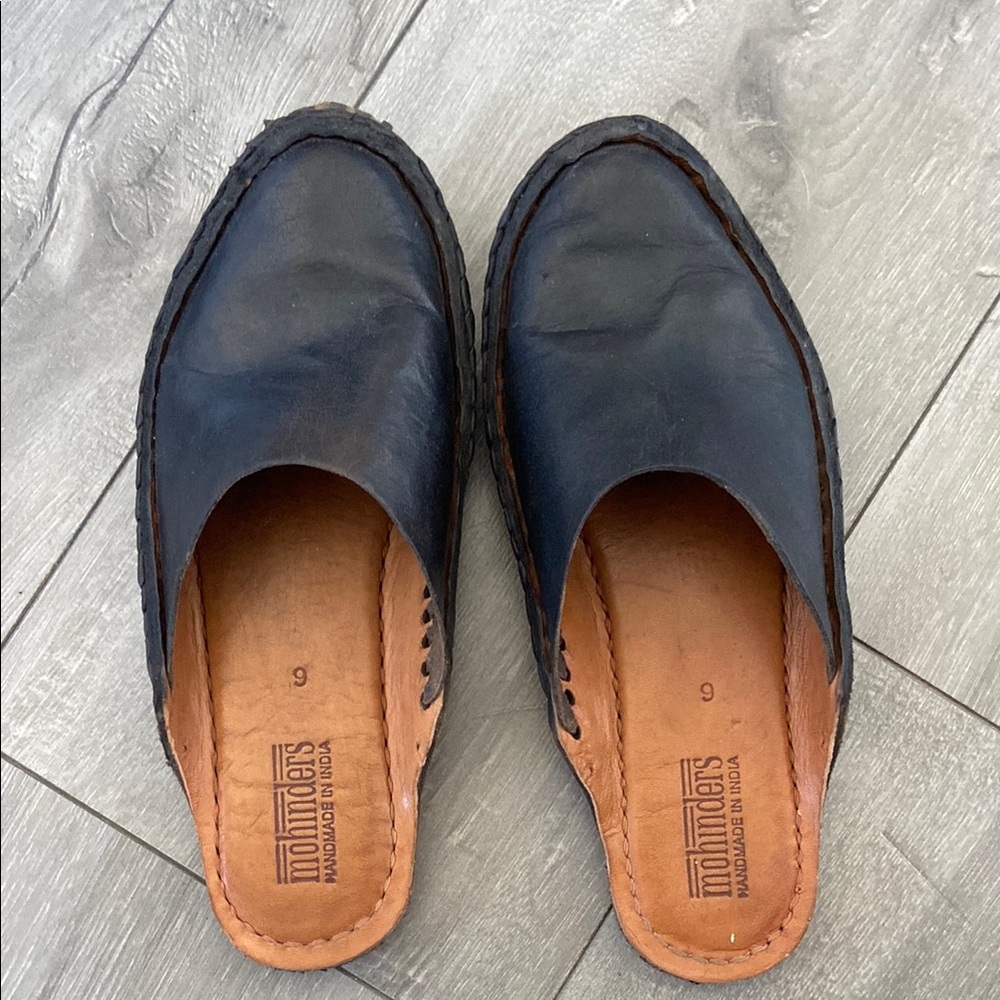 Mohinders leather slides
